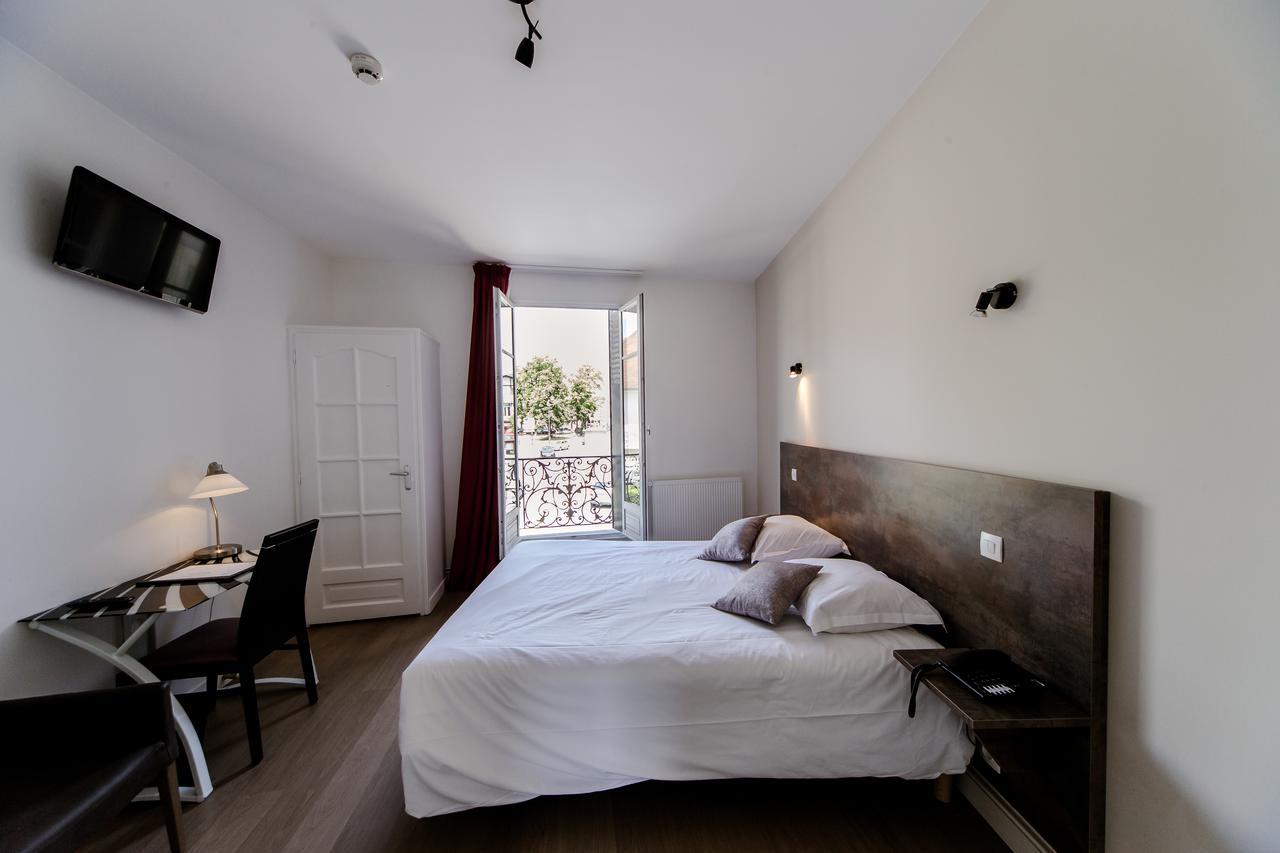 Logis Hotel - Le Petit Bellon 상리스 외부 사진