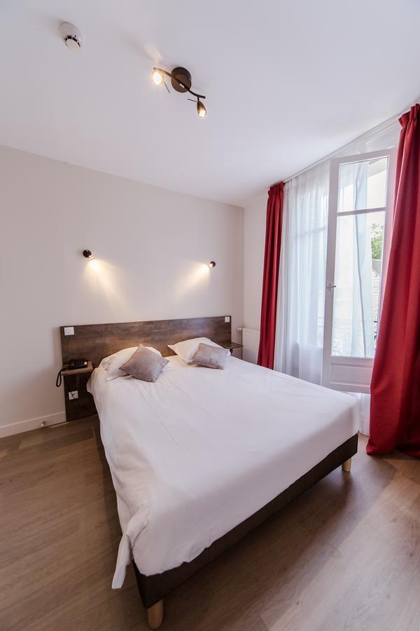 Logis Hotel - Le Petit Bellon 상리스 외부 사진