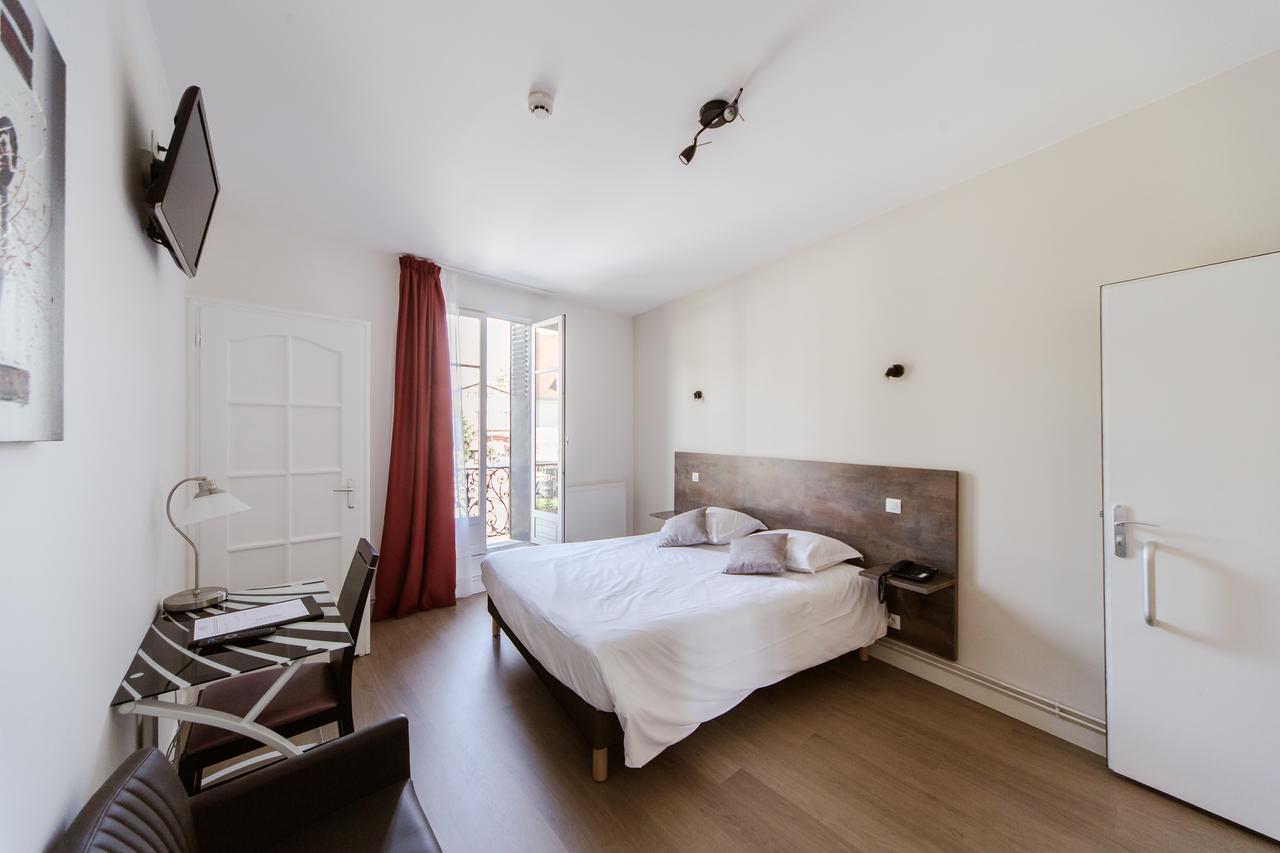 Logis Hotel - Le Petit Bellon 상리스 외부 사진
